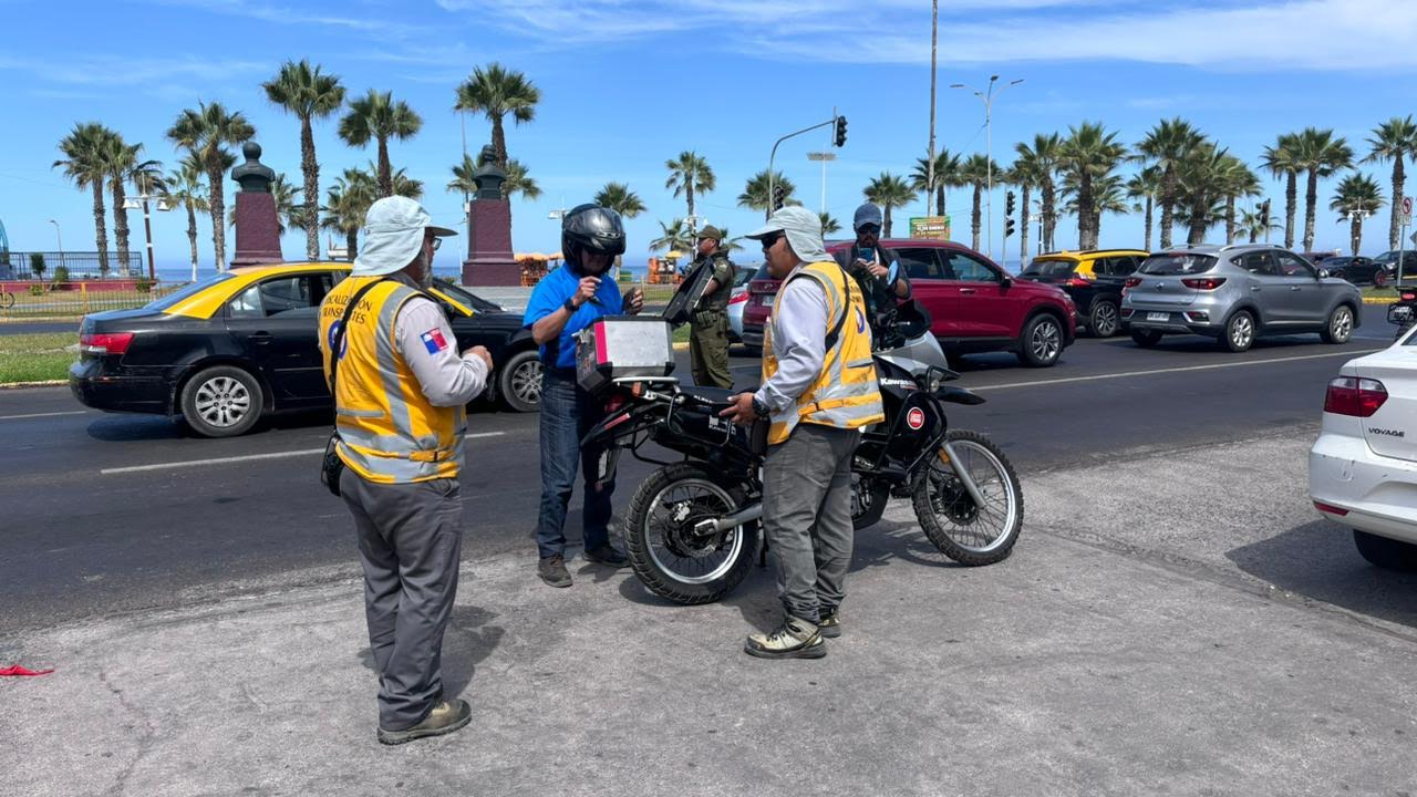 Sancionan y retiran de circulación motos que no cumplen la normativa de